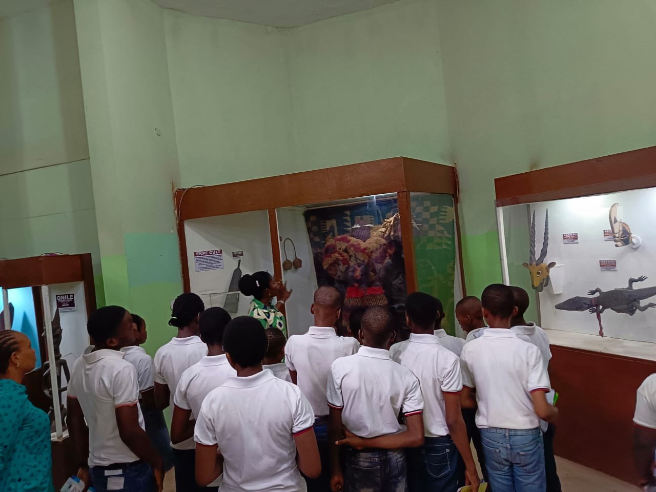 Carols' International School